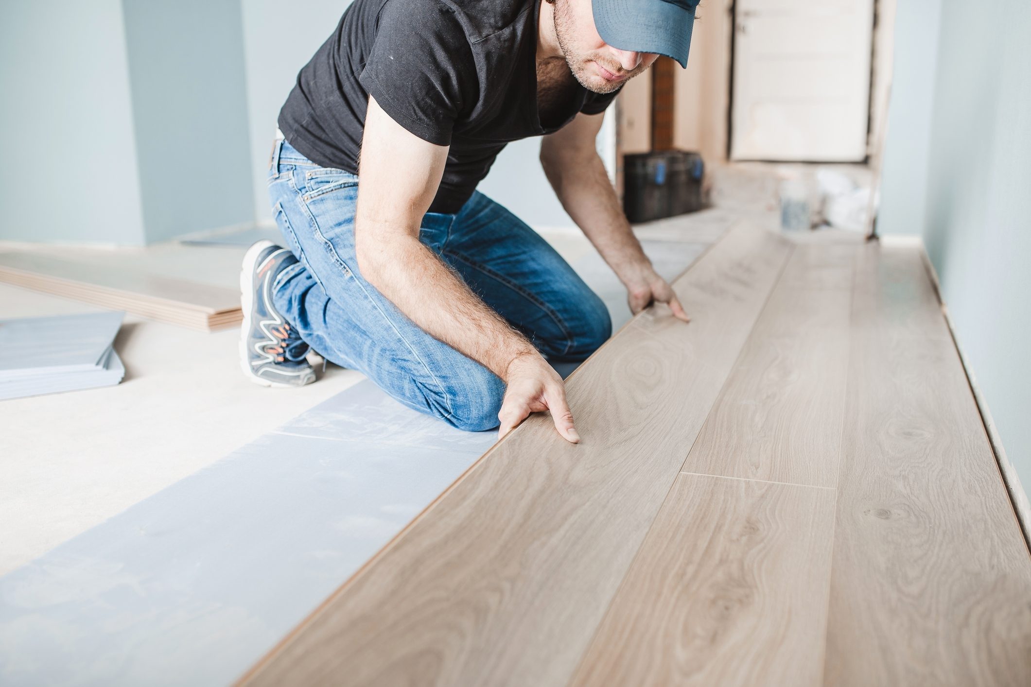 Mastering Laminate Flooring Cleaning: 4 Simple Steps
