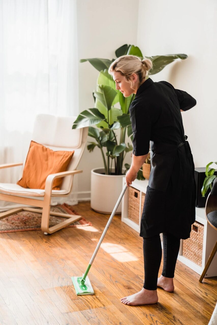 4 Steps Carpet Technicians Use to Clean Your Home